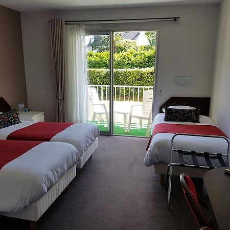 פואסננט Hotel Le Roudou מראה חיצוני תמונה
