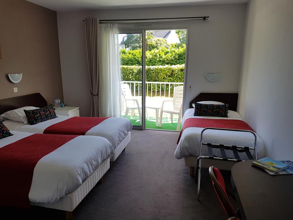 פואסננט Hotel Le Roudou מראה חיצוני תמונה