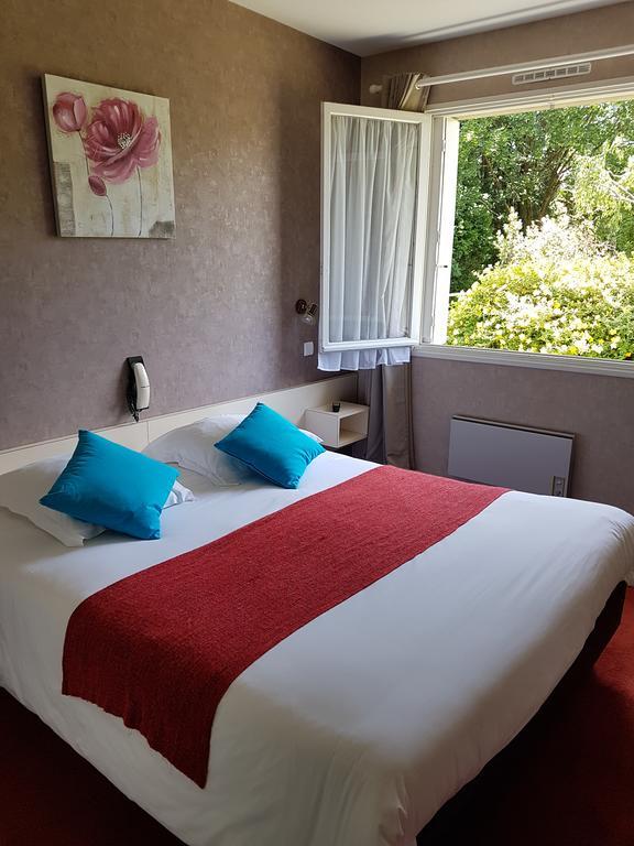 פואסננט Hotel Le Roudou מראה חיצוני תמונה