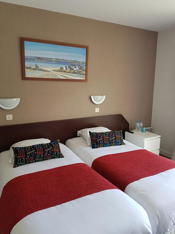 פואסננט Hotel Le Roudou מראה חיצוני תמונה